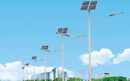 北方冬季安宁太阳能路灯的保养要点